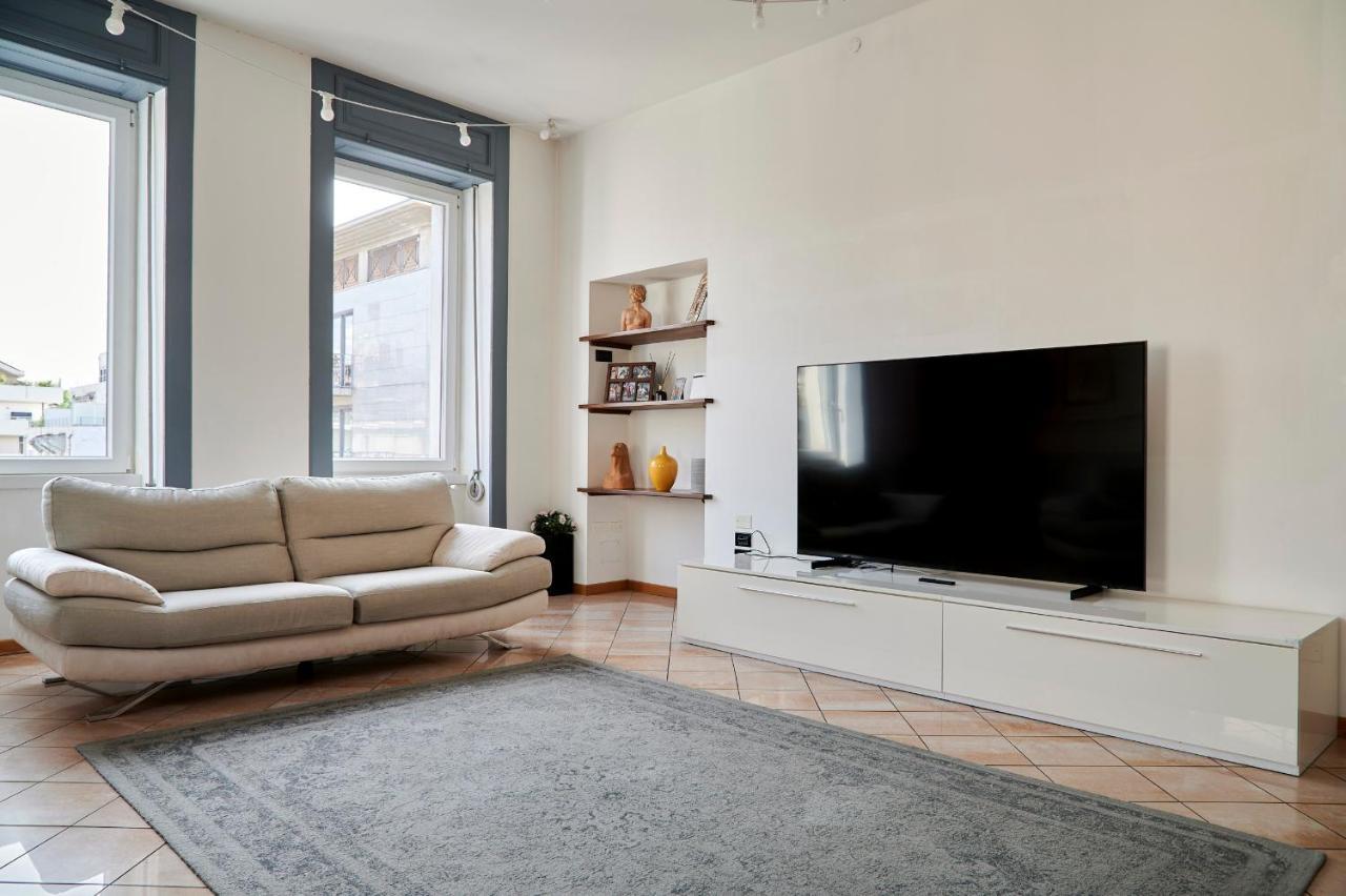 Anna Apartment